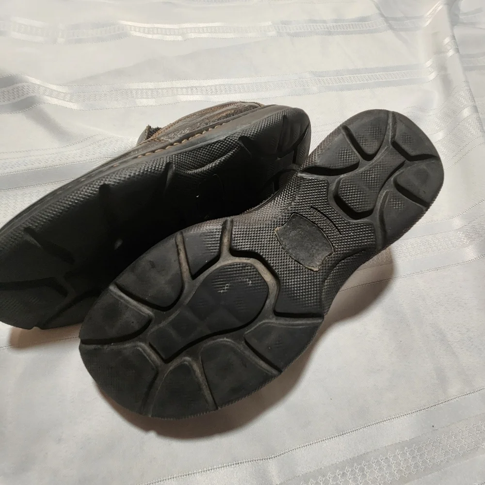 3/$25 Born brown leather slip on loafers size 8 / 41